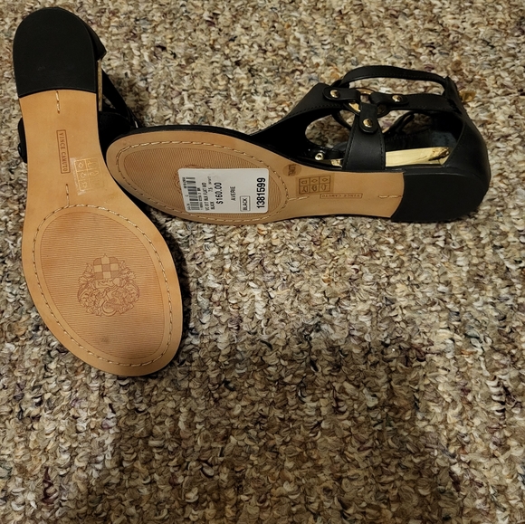 BNWT Vince Camuto Sandals - Picture 2 of 3